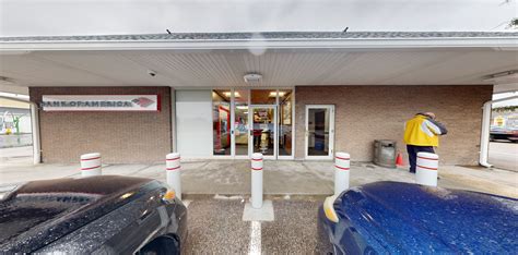 Bank of America Financial Centers and ATMs in Norwich, CT.